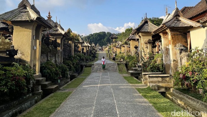 Penataran Temple